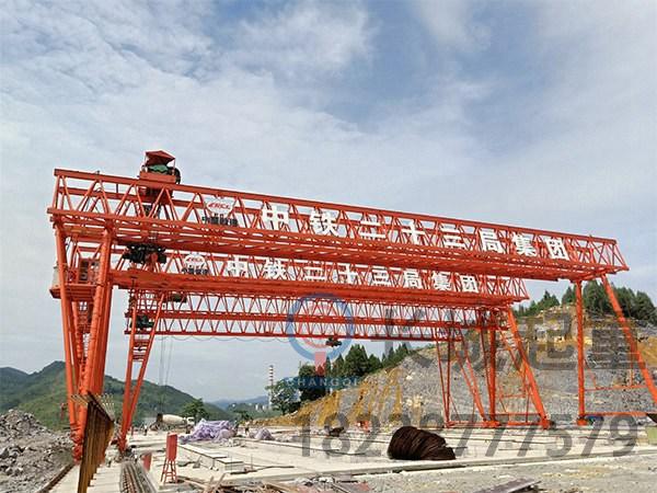 山東臨沂龍門吊的防風(fēng)防雨裝置有哪些類型